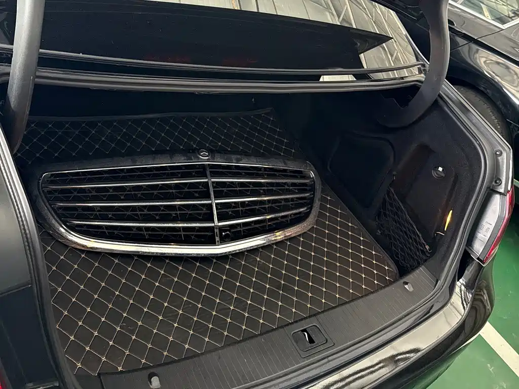 Mercedes-Benz E-Class — миниатюра 15
