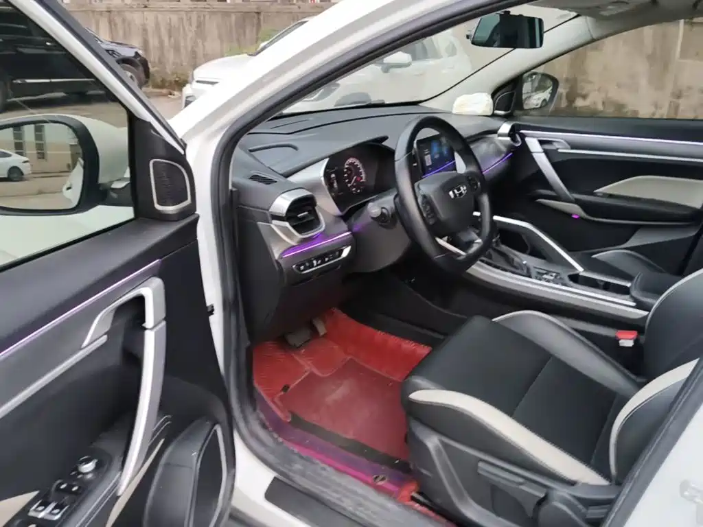 Geely Binyue — миниатюра 16