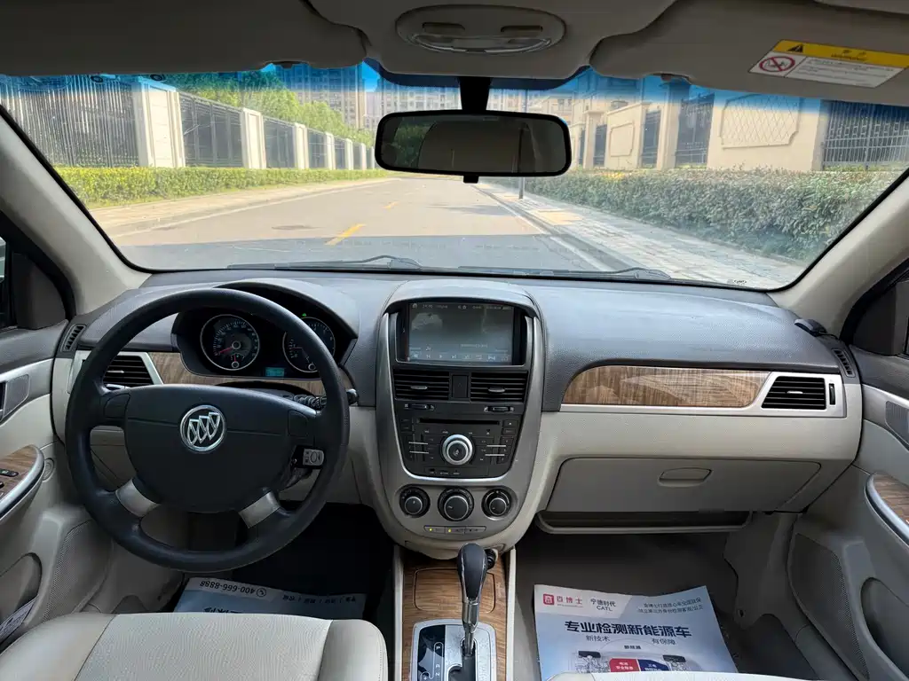 Buick Excelle — миниатюра 11