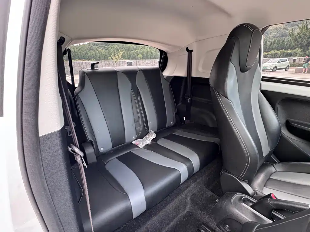 Roewe Clever — миниатюра 12