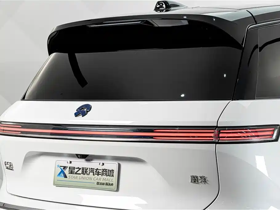 NIO ES8 2026 мест Executive