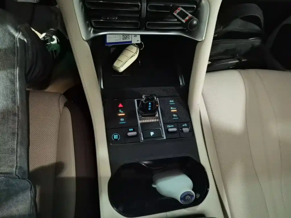 BYD PLUS New Energy — миниатюра 14