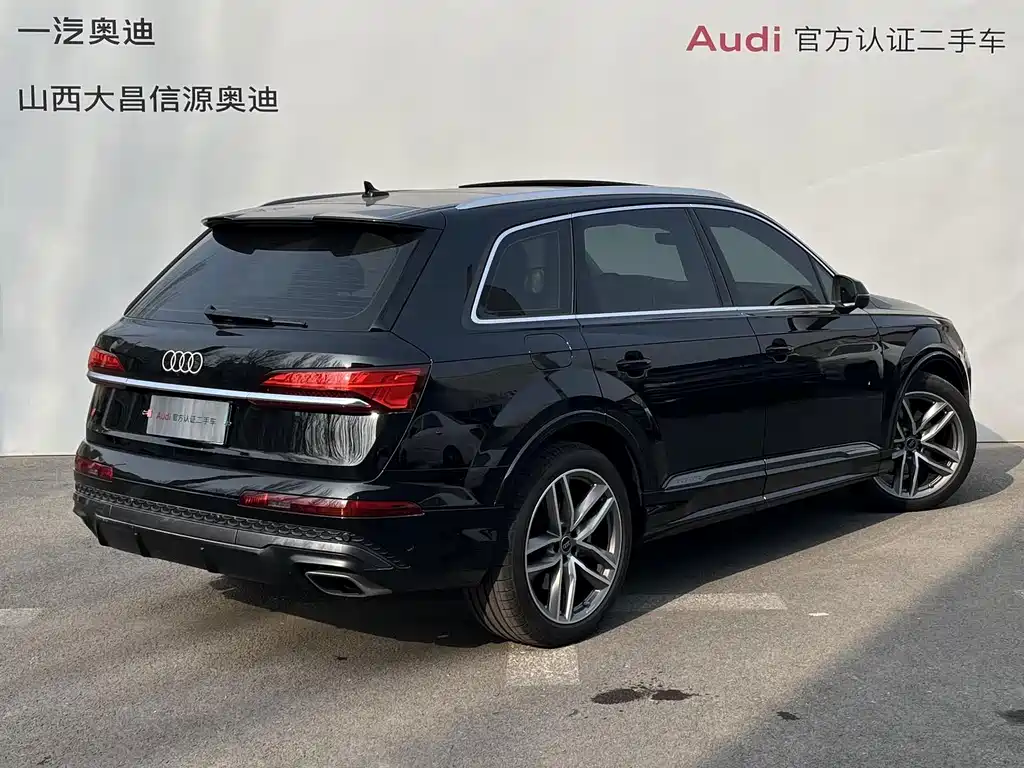 Audi Q7 — миниатюра 3