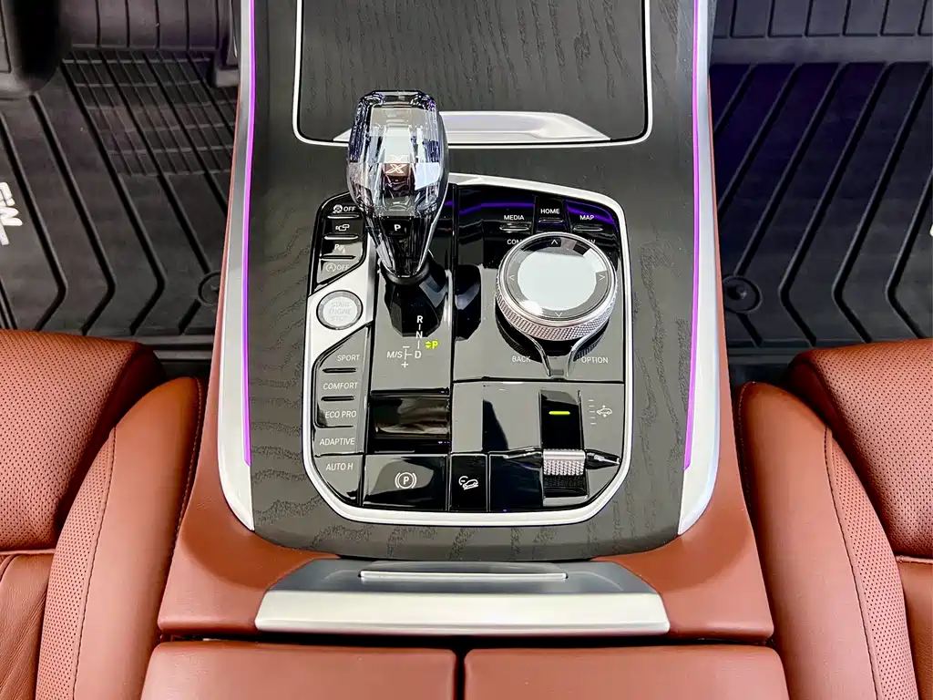 BMW X7 — миниатюра 20