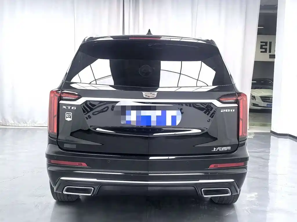 Cadillac XT6 — миниатюра 8