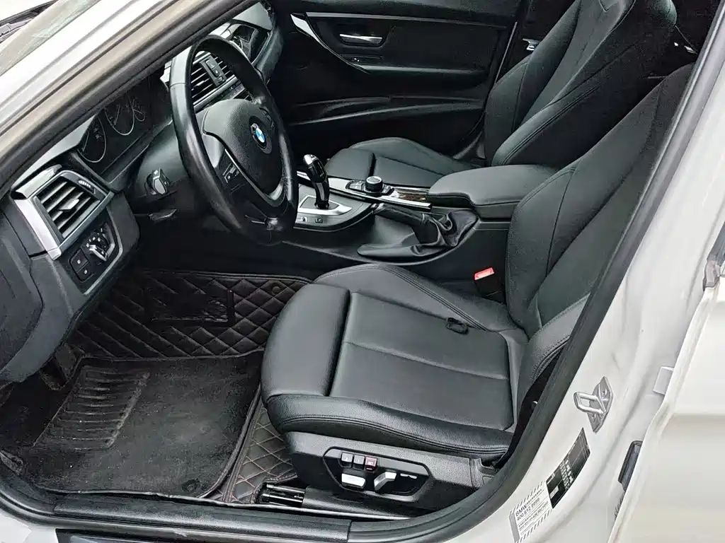 BMW 3 Series — миниатюра 6