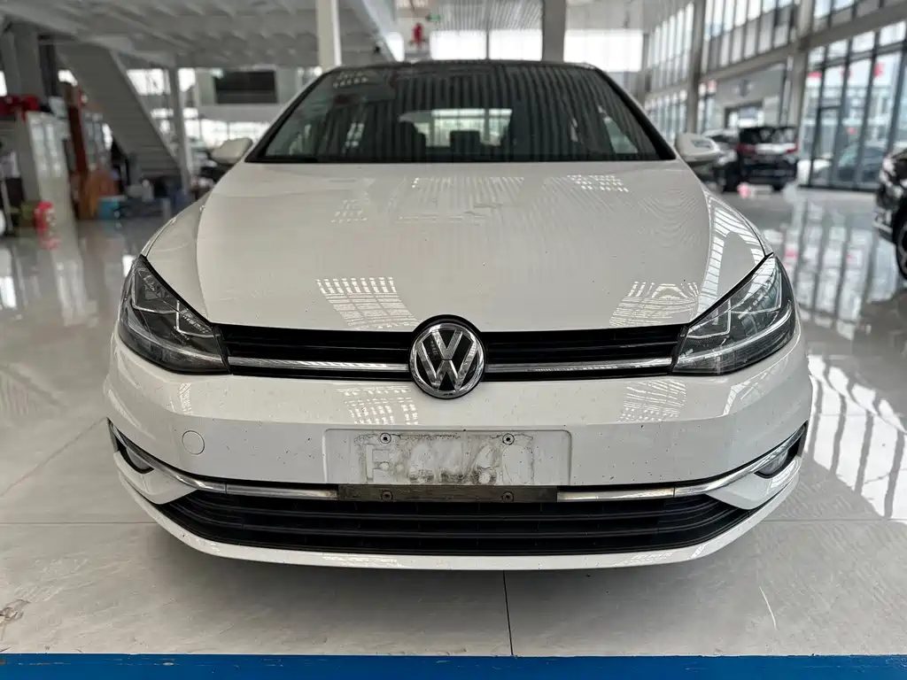 Volkswagen Golf — миниатюра 2
