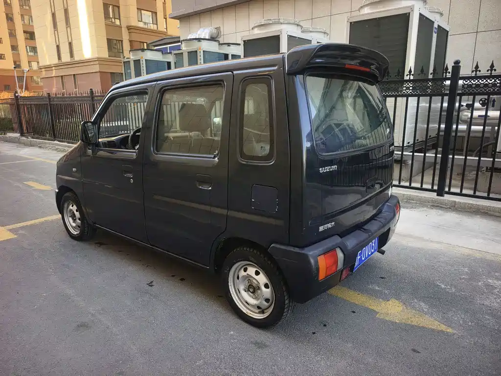 Suzuki Beidouxing 2013 1.0L MT