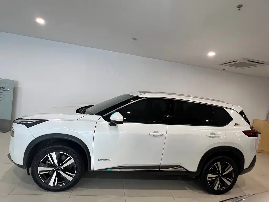 Nissan X-Trail 2023 e-POWER