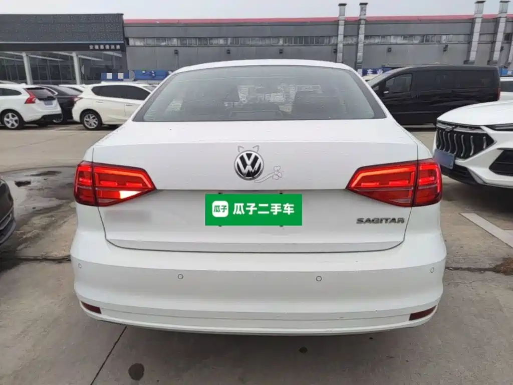 Volkswagen Sagitar — миниатюра 6
