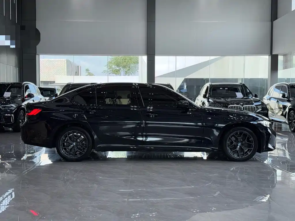 BMW 3 Series — миниатюра 9