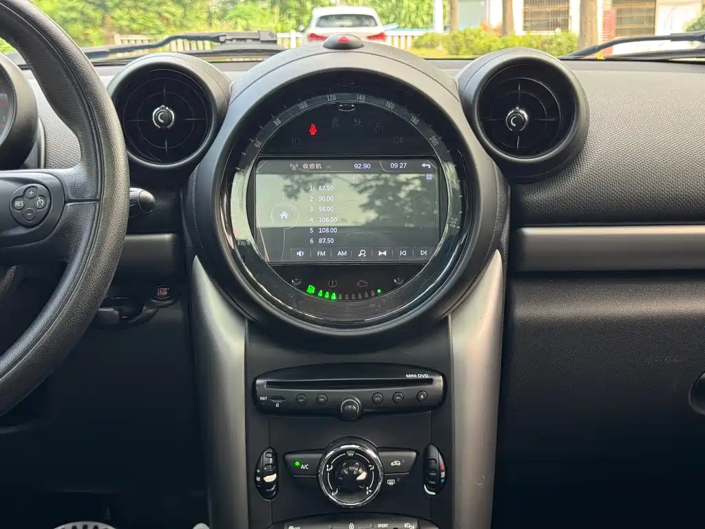 MINI Mini Countryman — миниатюра 13