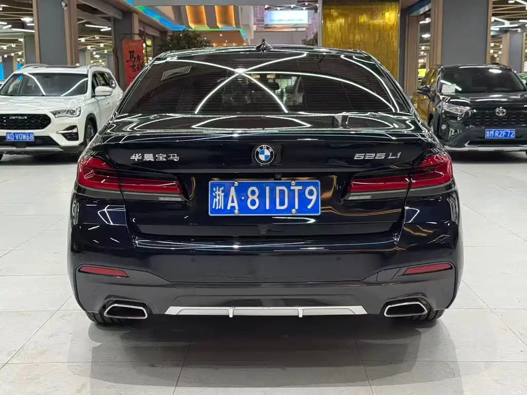 BMW 5 Series 5 2022 525Li M Sport