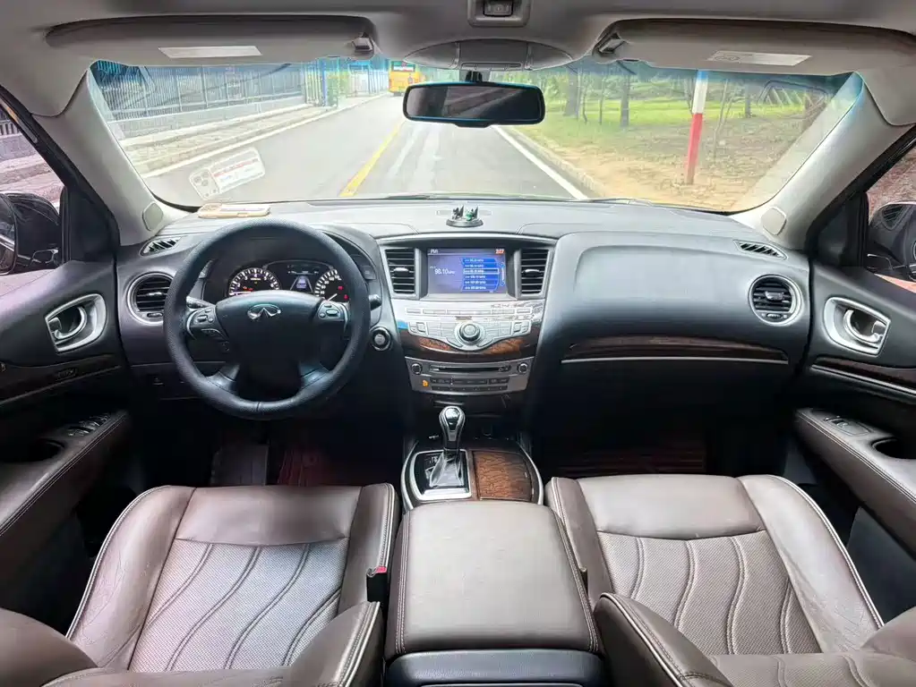Infiniti QX60 (Import) — миниатюра 6