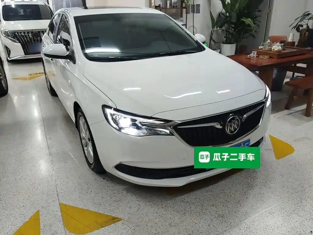 Buick Excelle — миниатюра 4