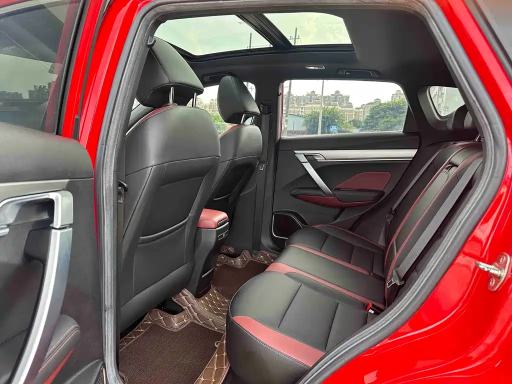 Geely Binyue — миниатюра 5