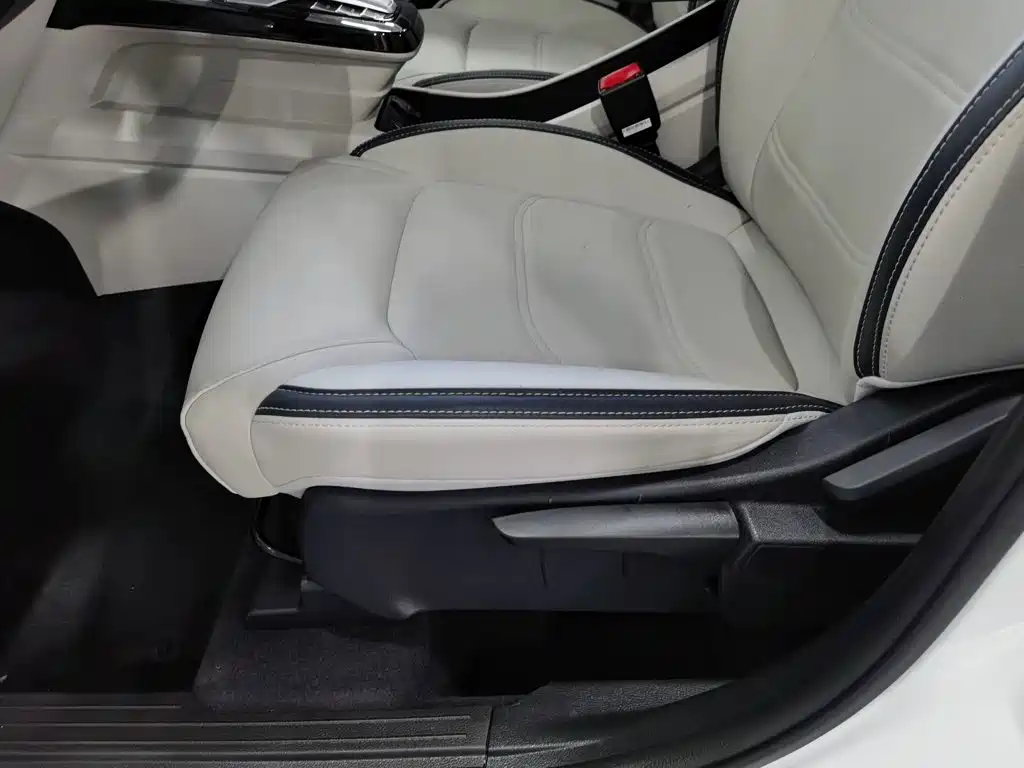 BYD Yuan Pro — миниатюра 20