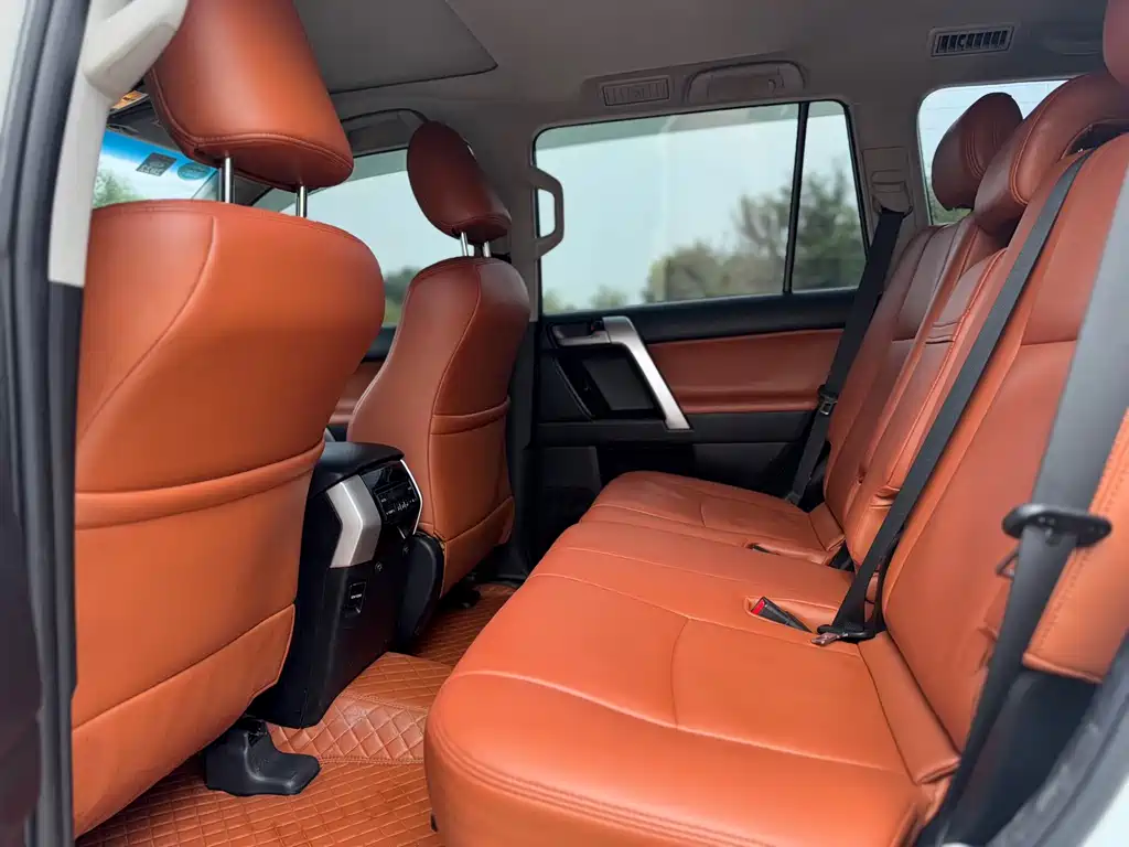 Toyota Prado — миниатюра 7