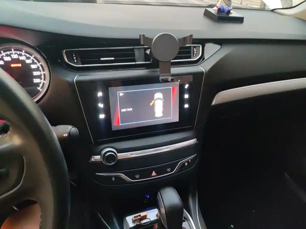 Peugeot 408 — миниатюра 9