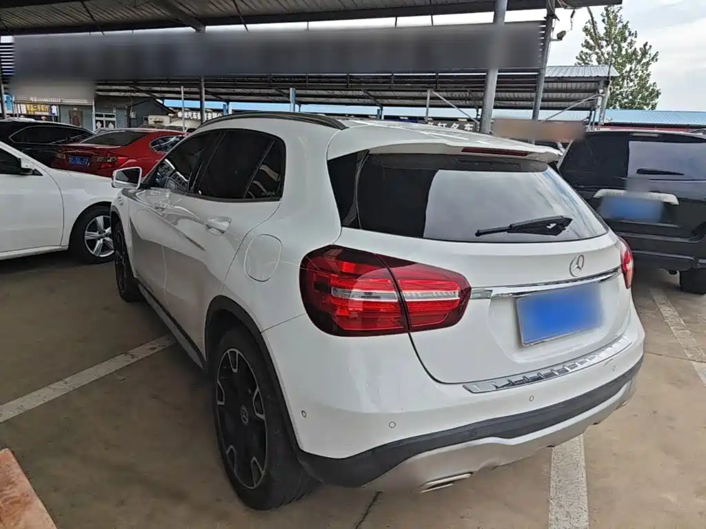 Mercedes-Benz GLA — миниатюра 5