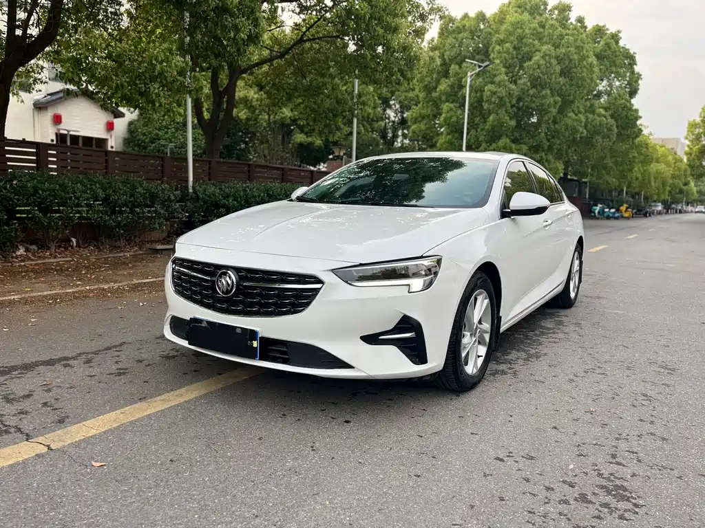 Buick Regal 2021