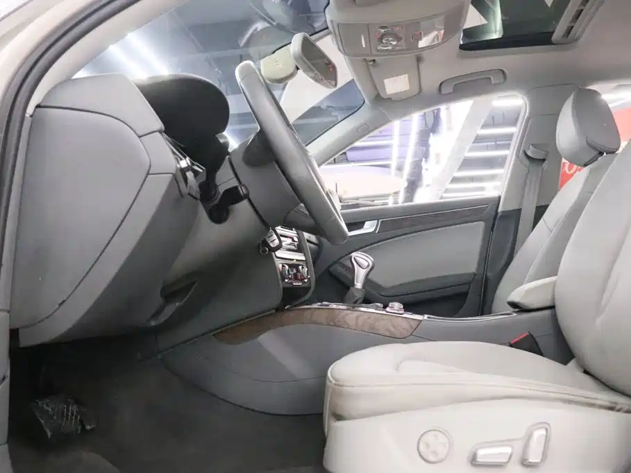 Audi A4L — миниатюра 14