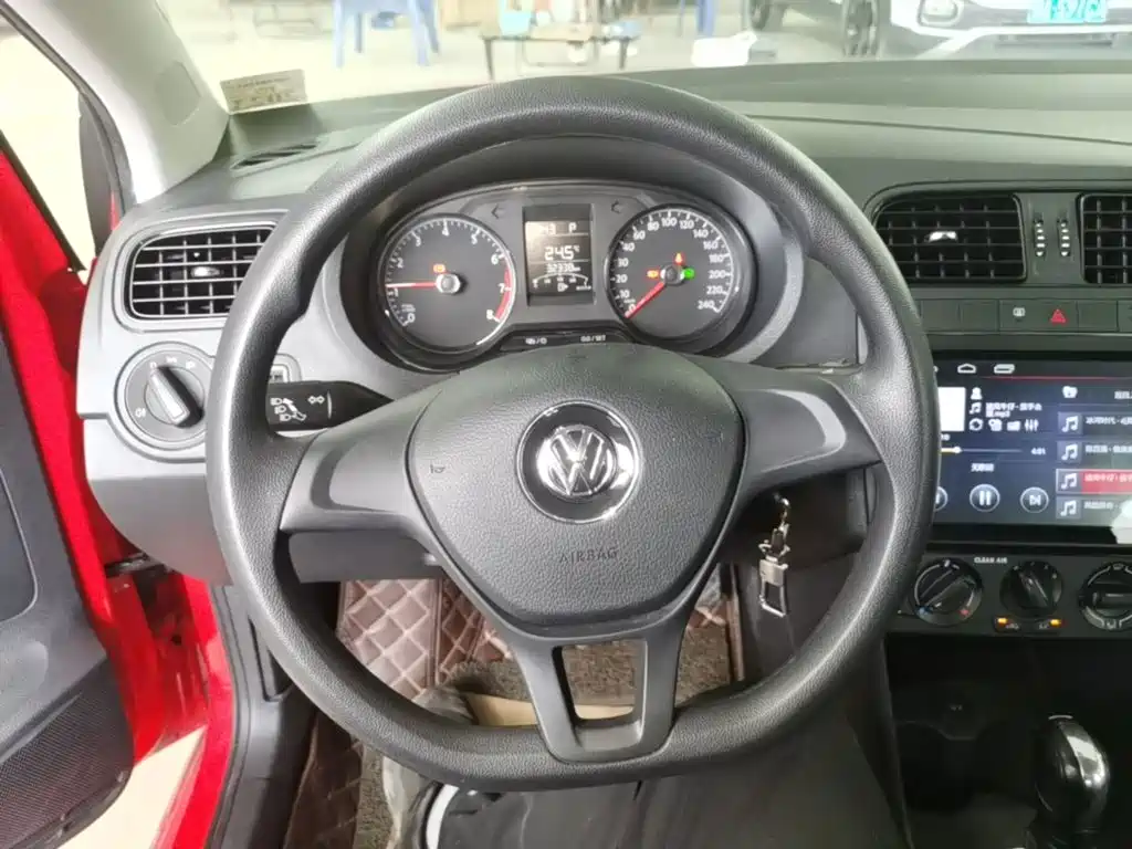 Volkswagen Polo — миниатюра 11