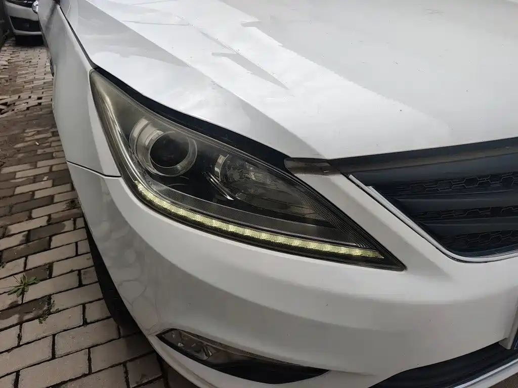 Changan Eado — миниатюра 7