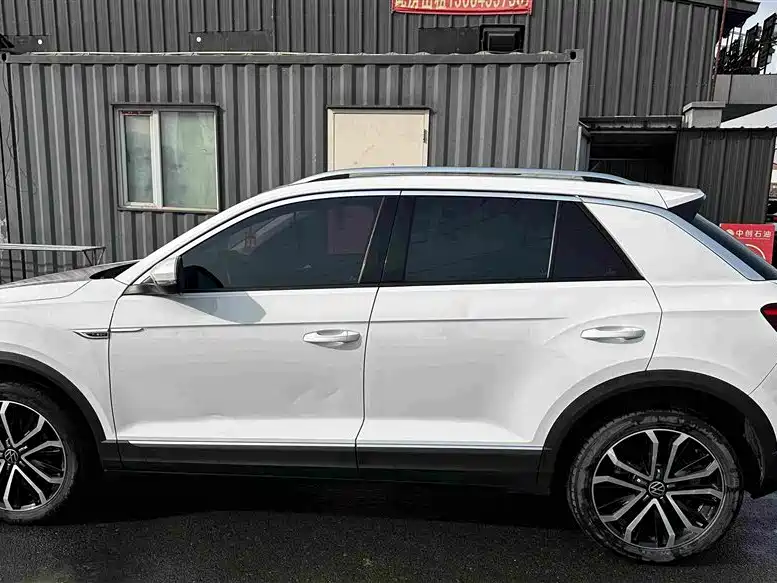 Volkswagen T-Roc — миниатюра 4