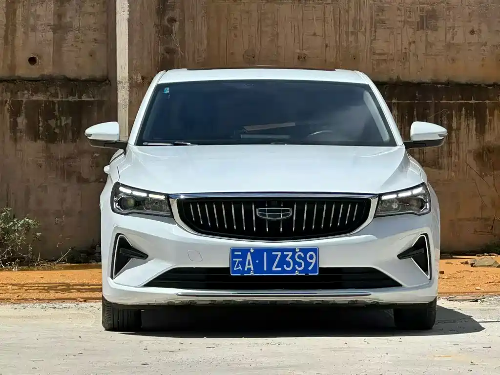 Geely Emgrand — миниатюра 2