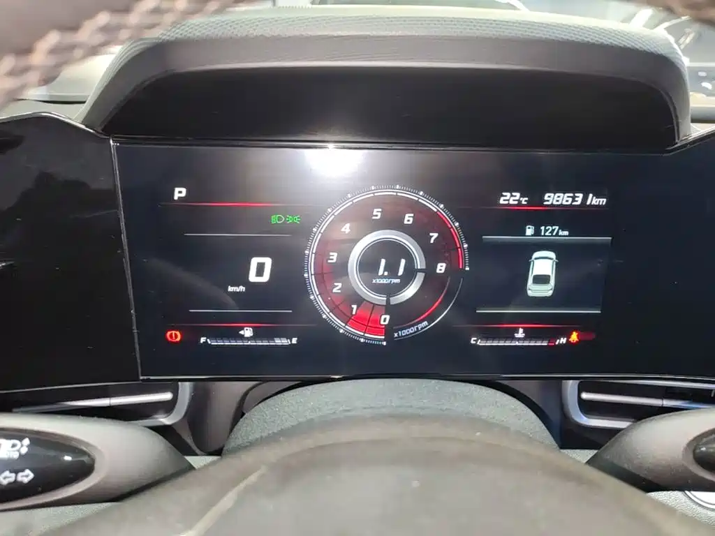 Hyundai Elantra — миниатюра 12