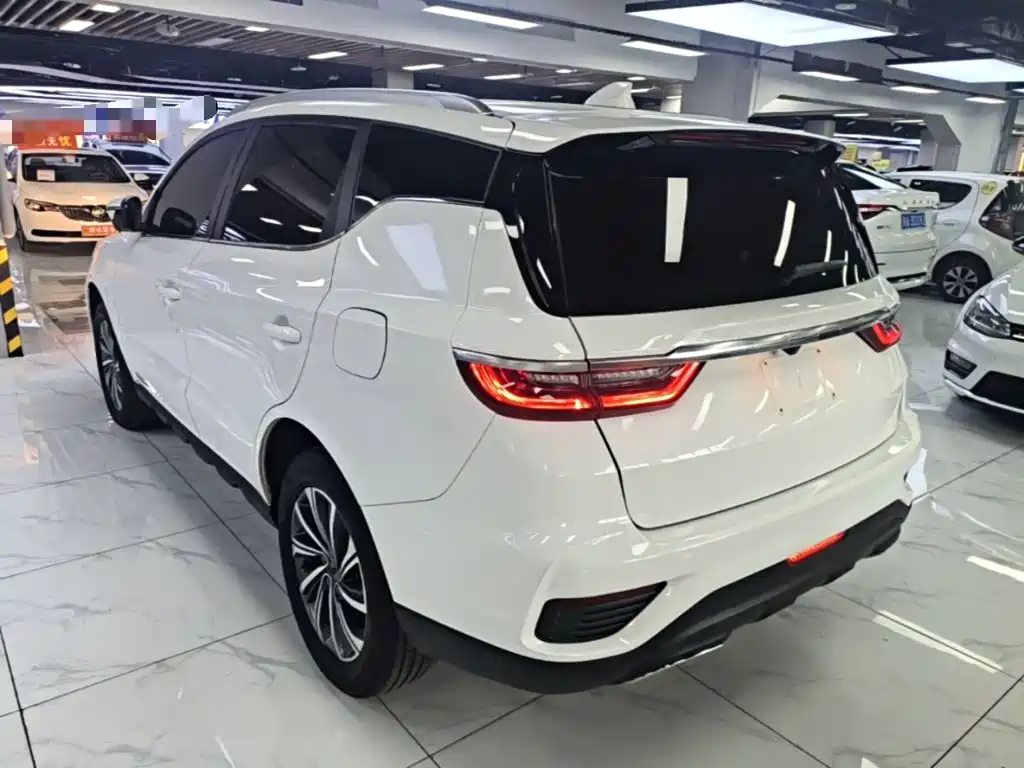 Geely Vision X6 — миниатюра 5