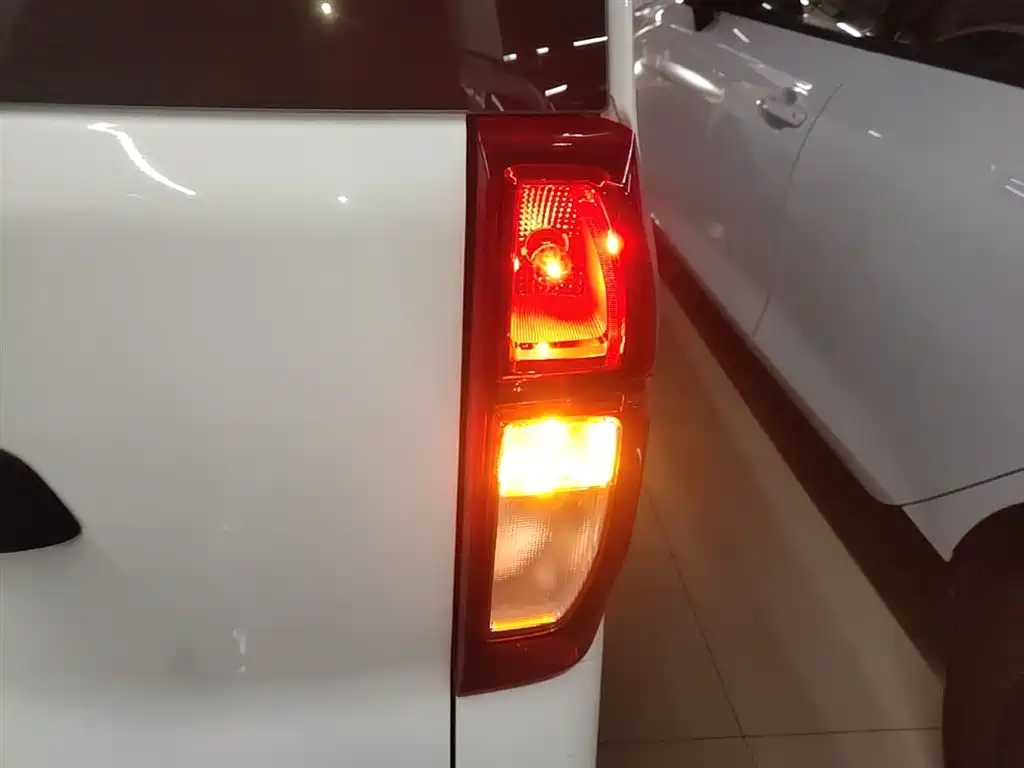 Wuling Sunshine EV 2025 305km