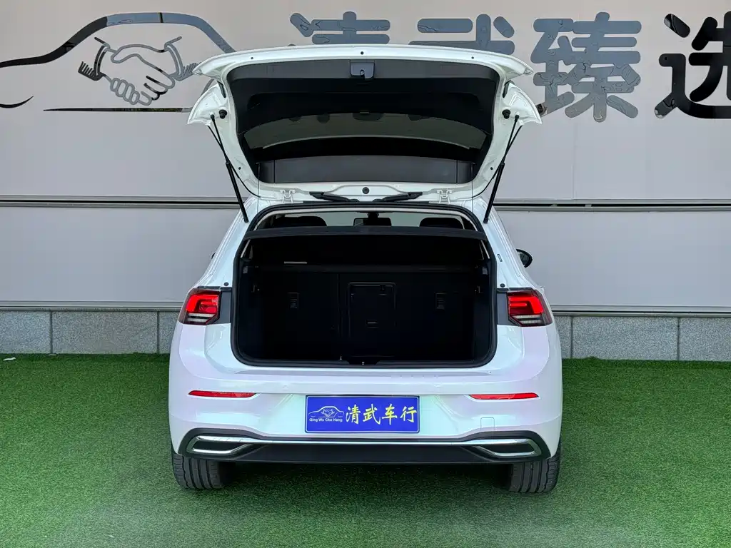 Volkswagen Golf — миниатюра 11