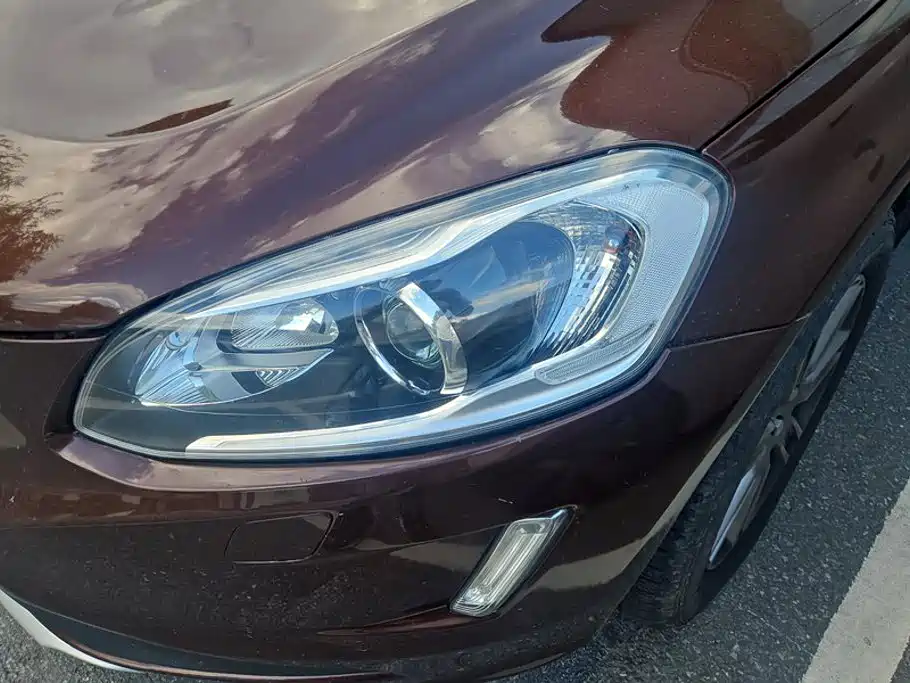 Volvo XC60 — миниатюра 5
