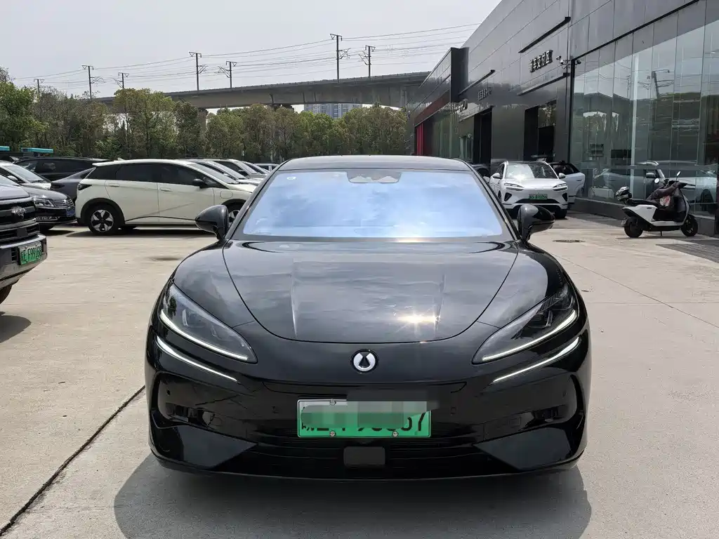 Denza Z9GT 2024 1100 Ultra