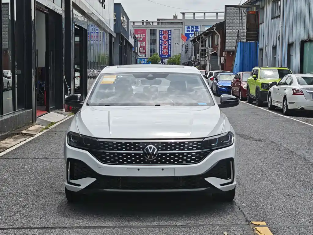Volkswagen Lavida 2026 300TSI DSG