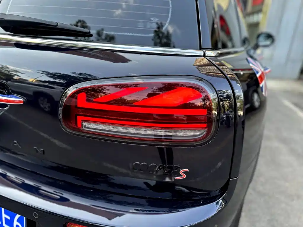 MINI Mini Clubman — миниатюра 17