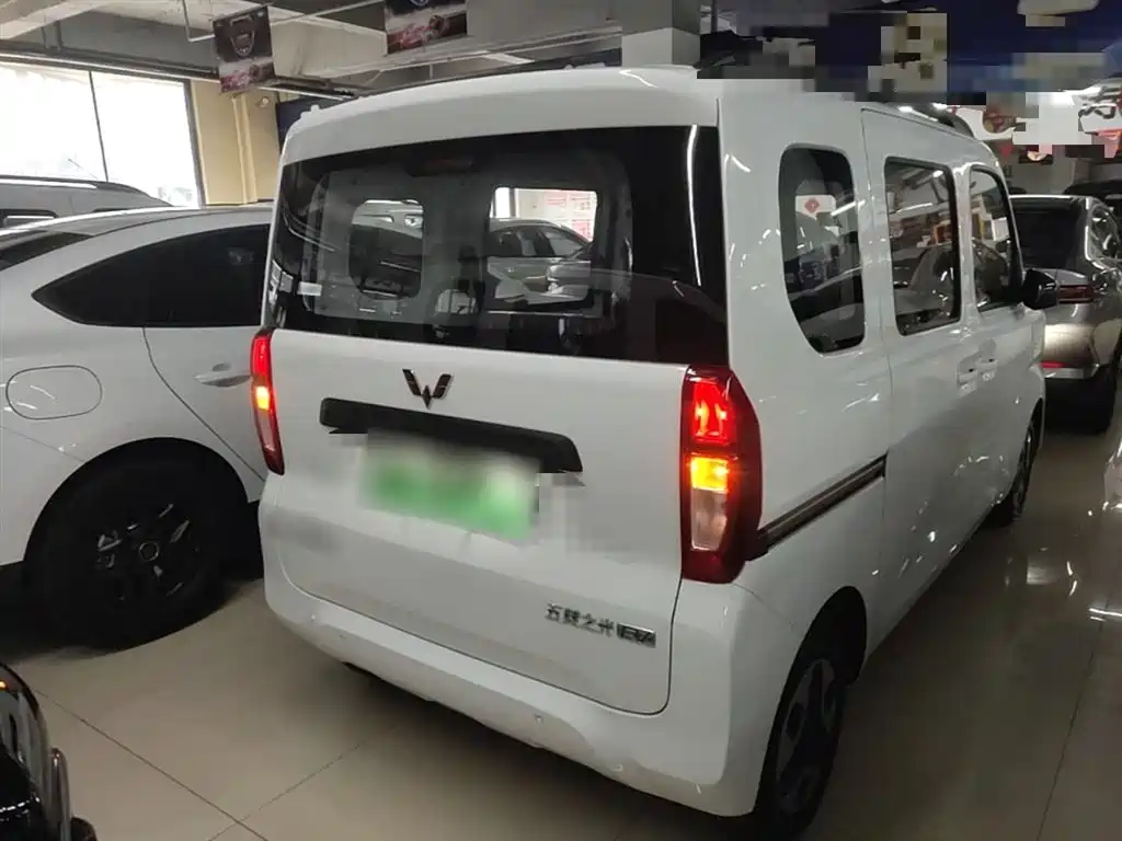 Wuling Sunshine EV 2025 305km