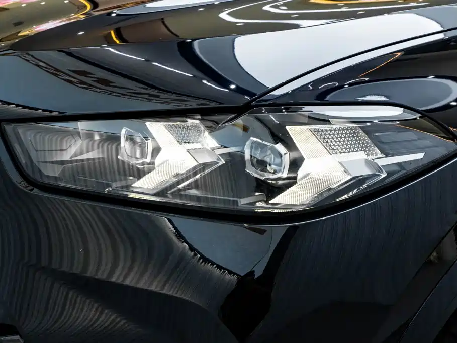 BMW X5 — миниатюра 8
