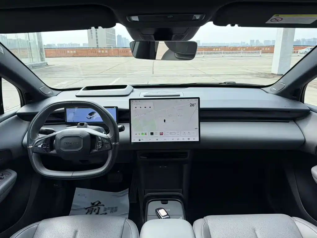 Lynk & Co Z20 — миниатюра 5