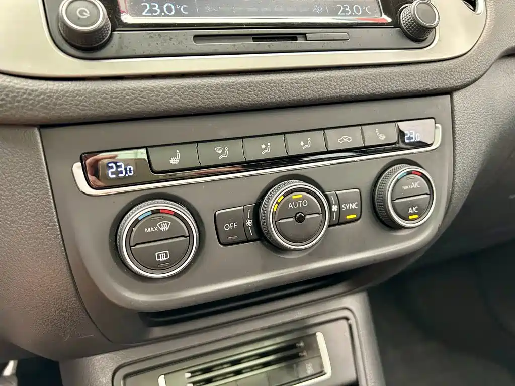 Volkswagen Tiguan — миниатюра 11