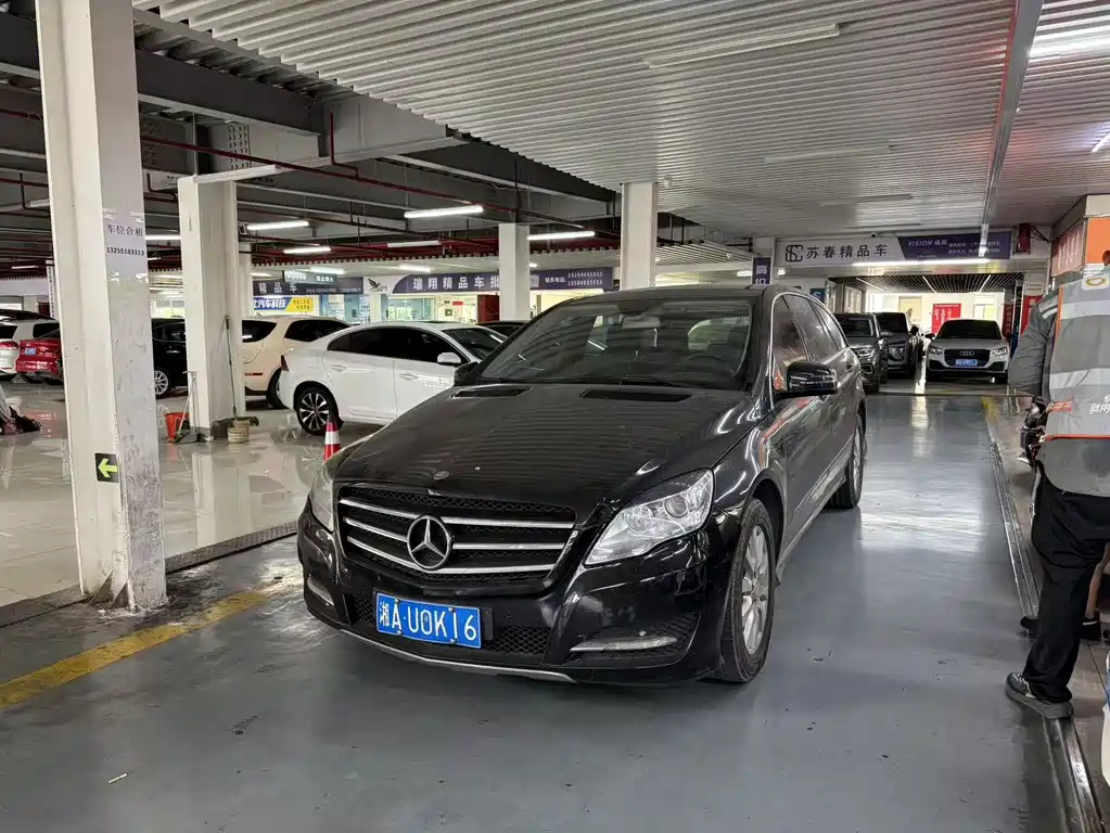 Mercedes-Benz R-Class
