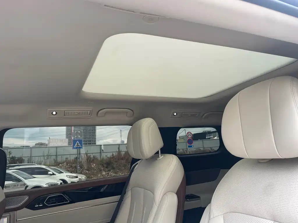 BYD Xia — миниатюра 15