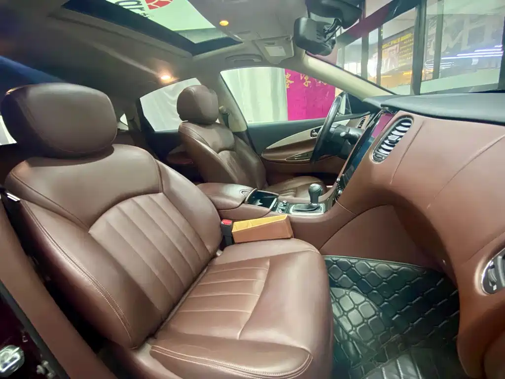 Infiniti QX50 — миниатюра 15
