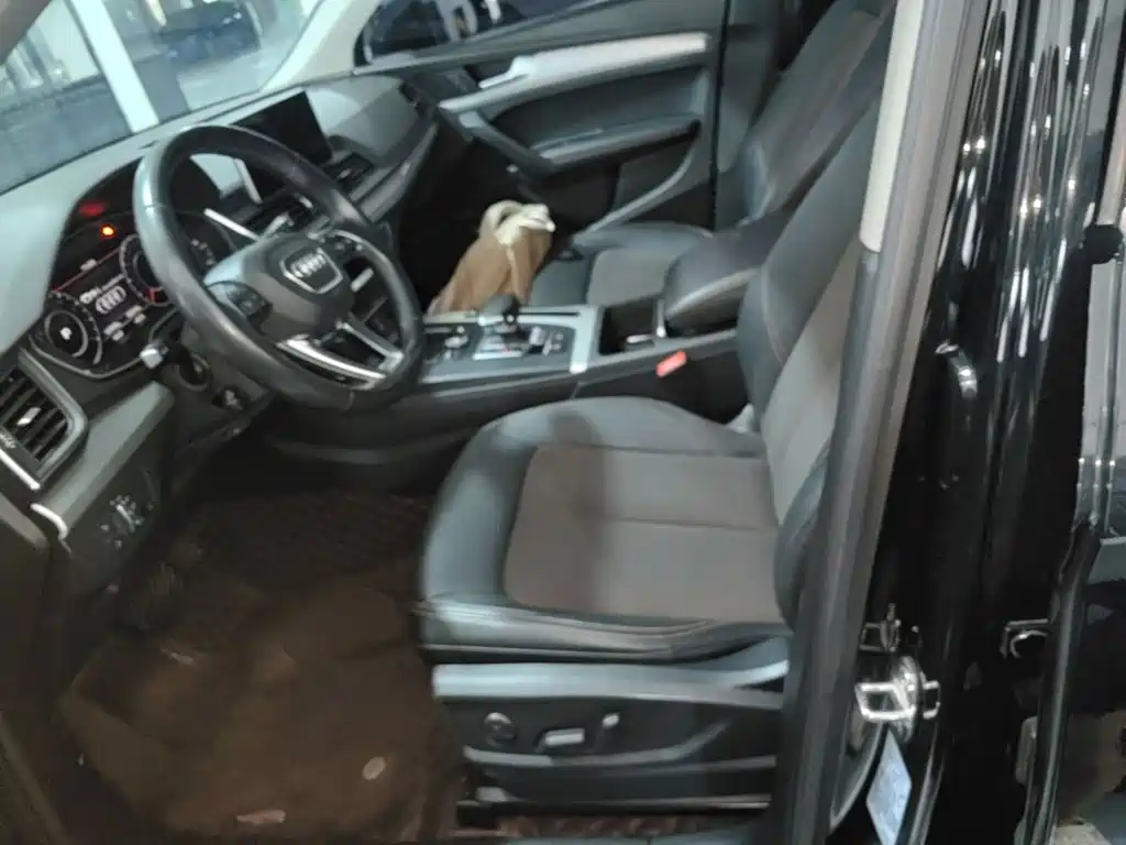 Audi Q5L — миниатюра 15