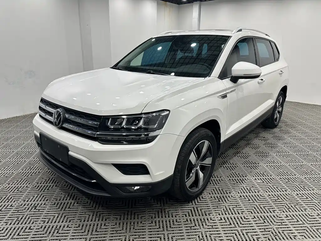 Volkswagen Tharu — миниатюра 3
