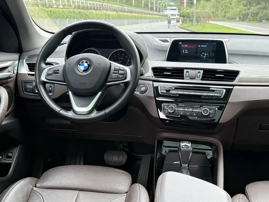 BMW X1 New Energy — миниатюра 14