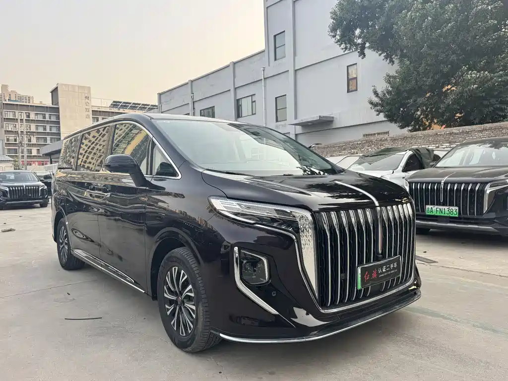 Hongqi HQ9 PHEV 2024 2.0T