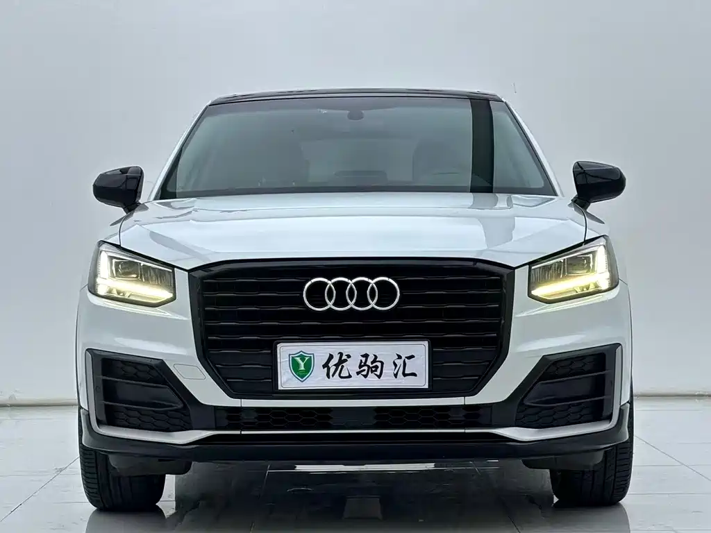 Audi Q2L — миниатюра 2